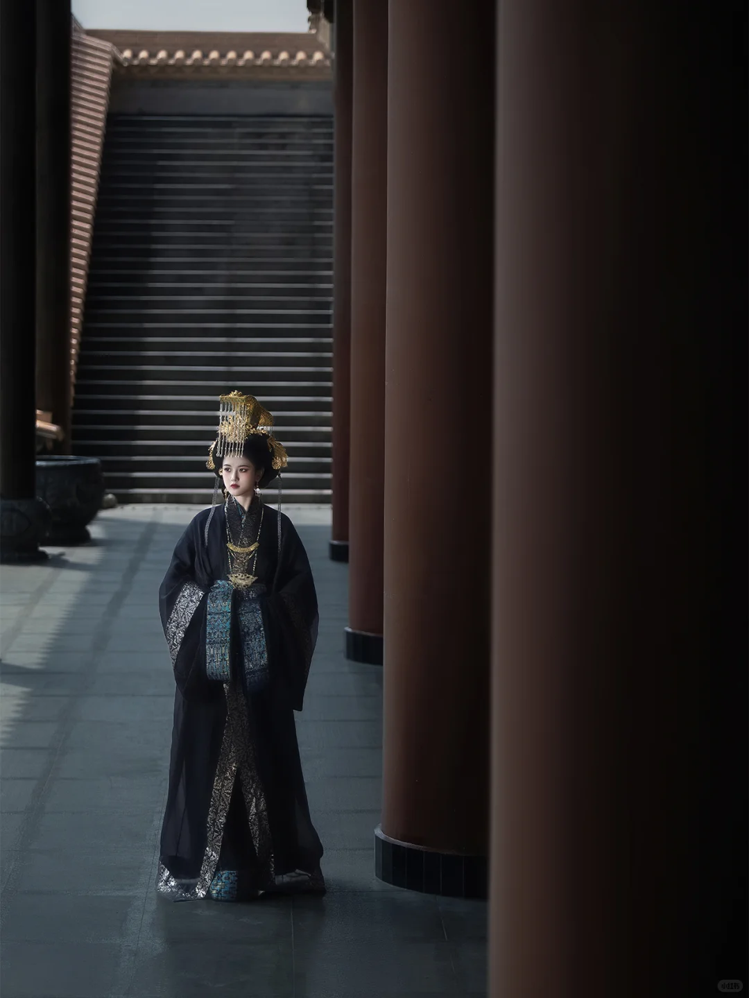 权利是女人最好的医美！权倾朝野的女帝写真