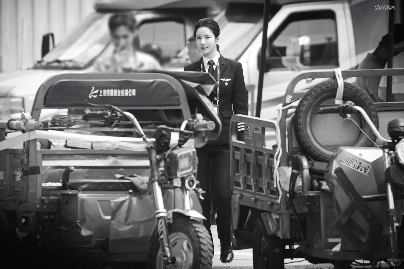 刘些宁这侧颜简直绝了