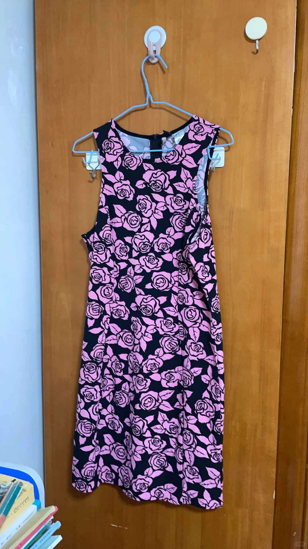 女大学生毕业了 一件不留