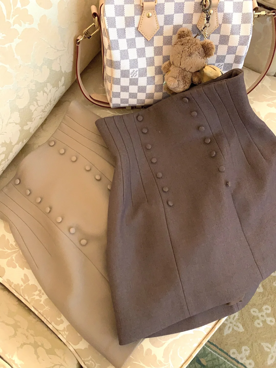 啊啊啊谁懂这条包臀裙！！比例好绝👜