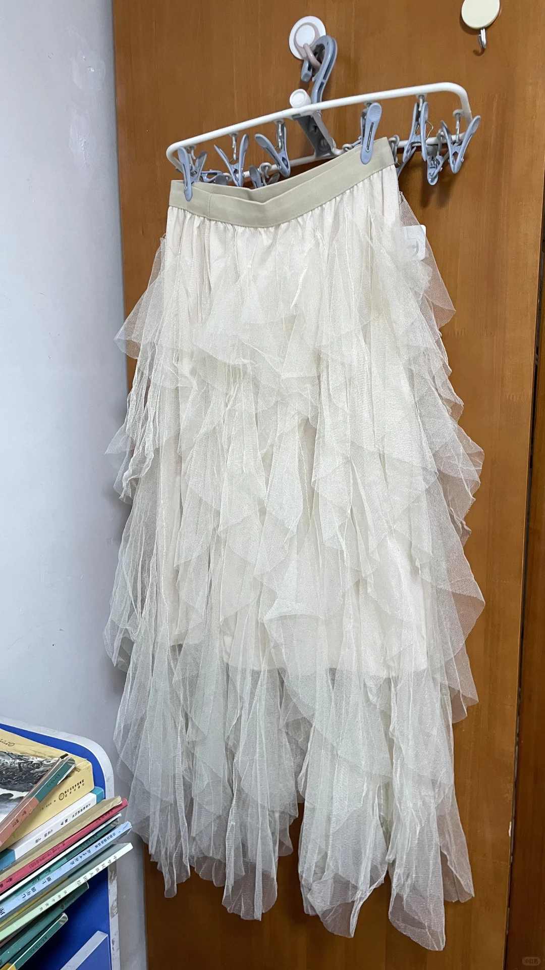 女大学生毕业了 一件不留