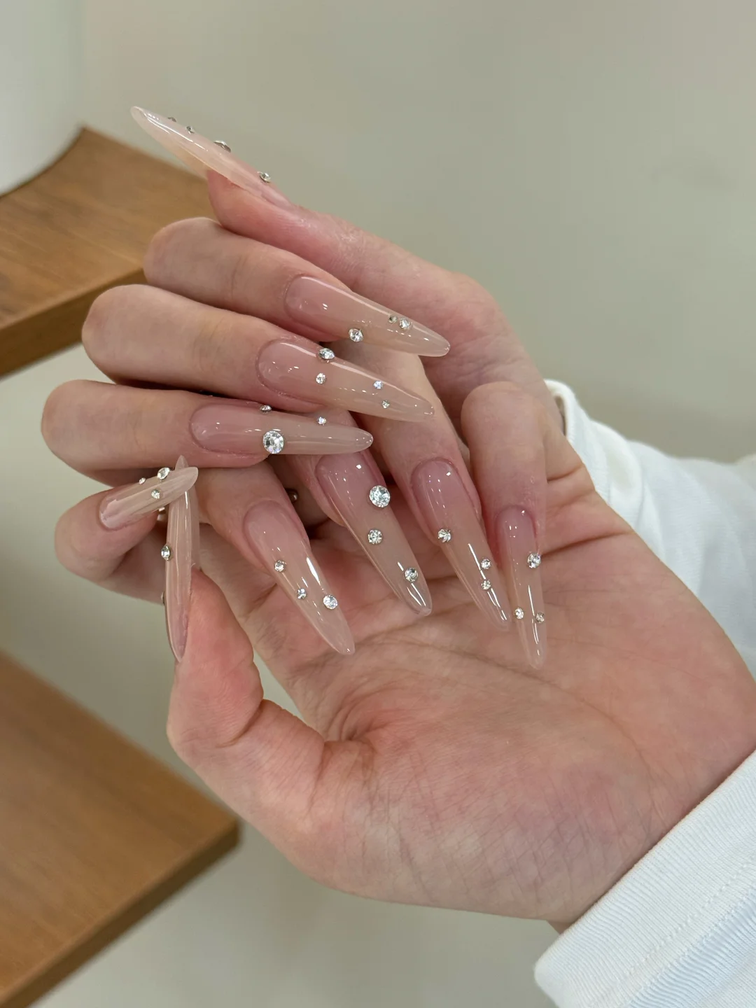 东阳美甲·纯欲裸色贴钻