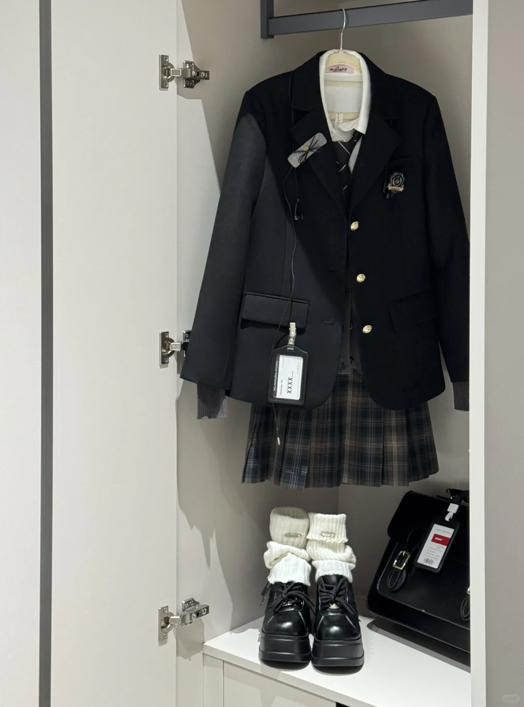 秋冬JK叠穿真叫是个权威！