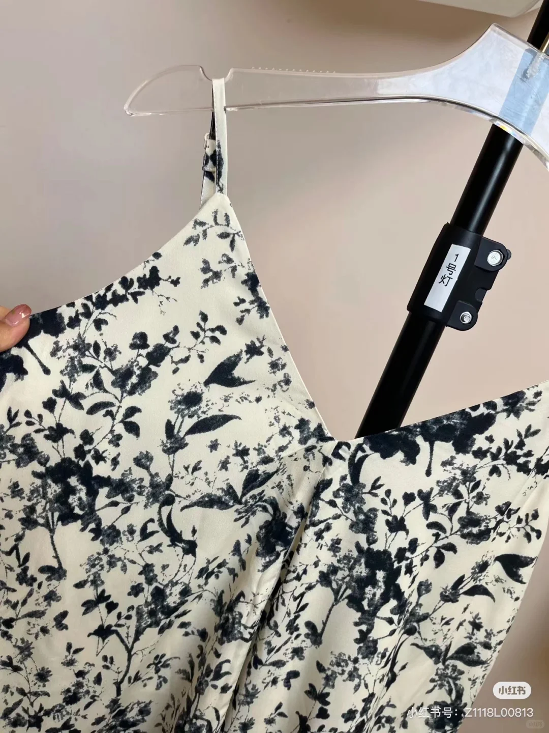 49🌟Mixblu黑色印花吊带连衣裙