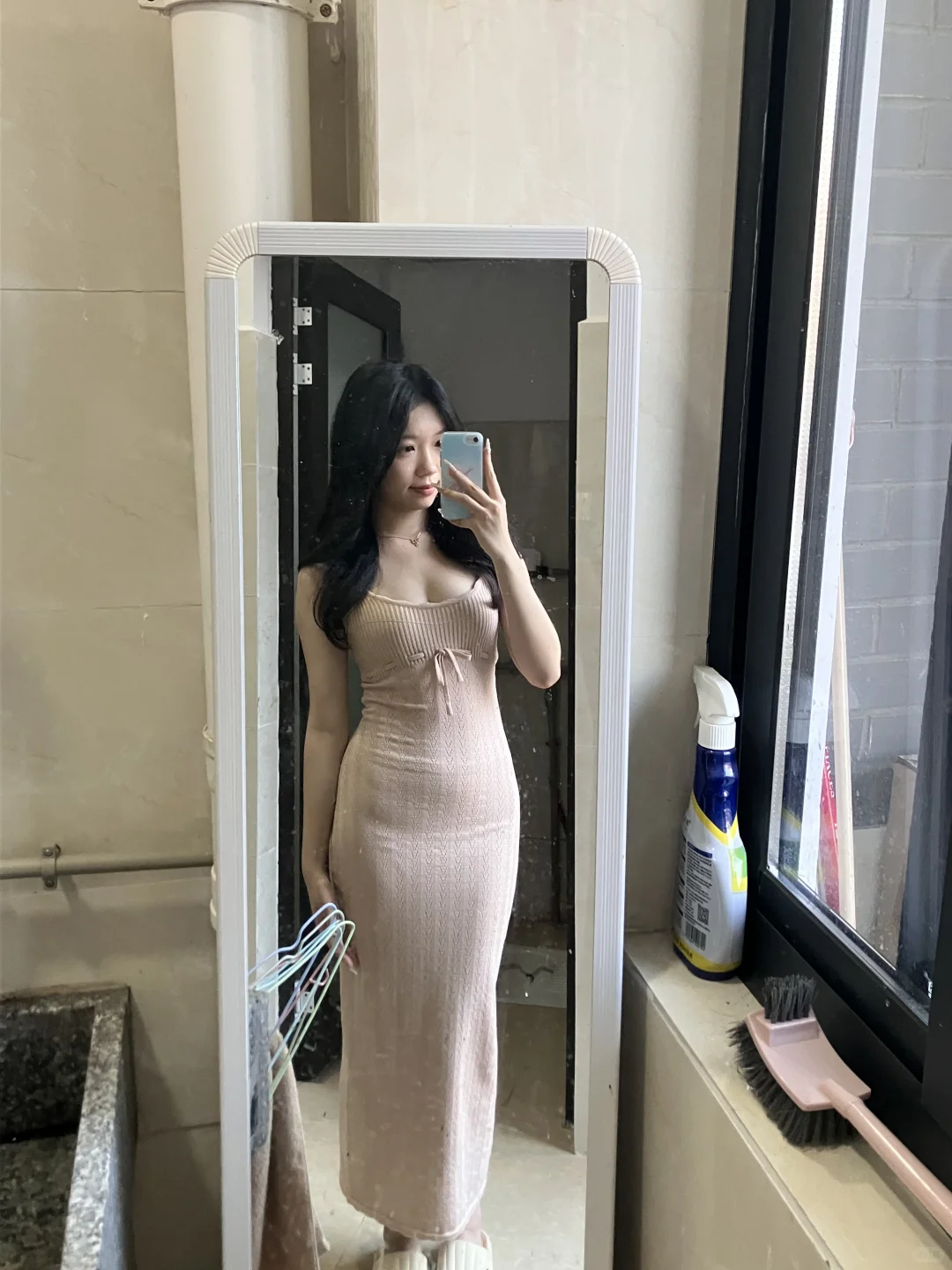 上一篇的粉色包臀裙来啦！