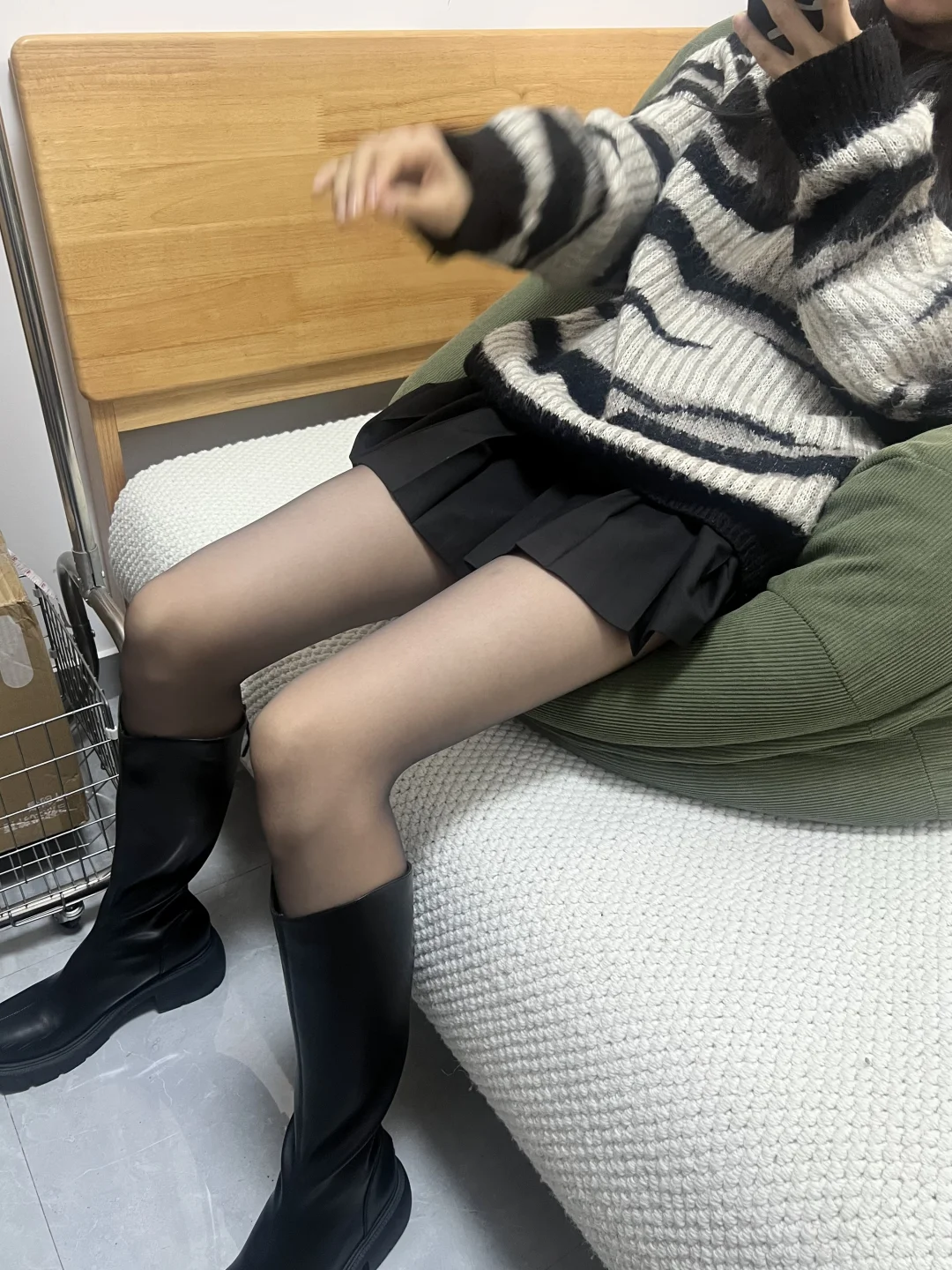 高个子姐妹秋冬的黑丝穿搭来啦❗️