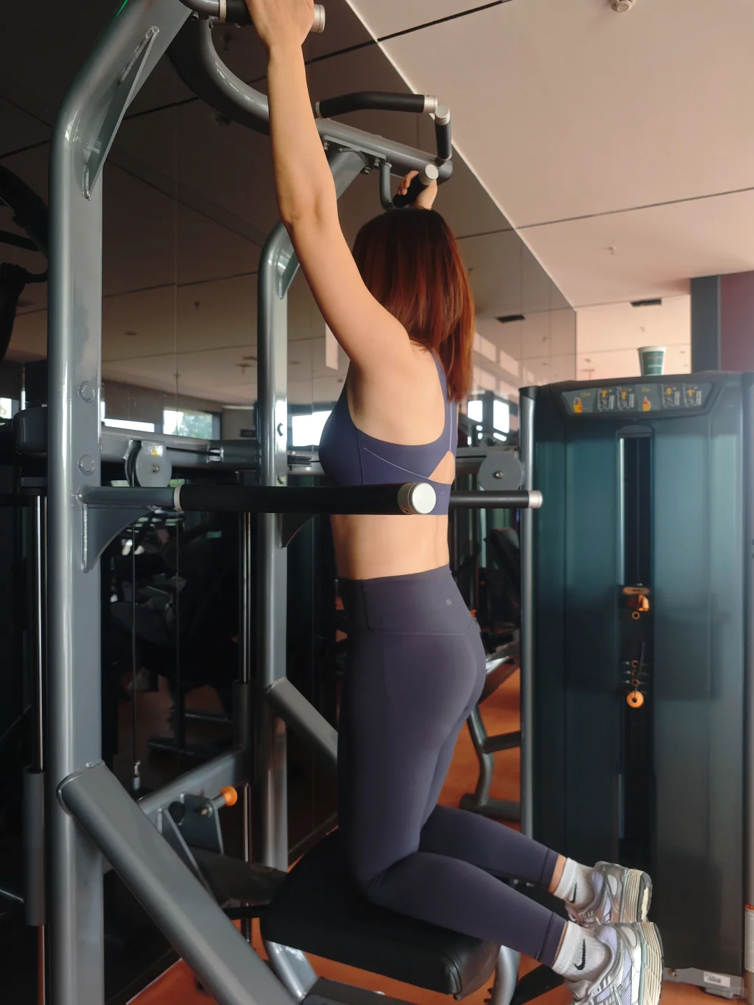 近况上到56岁下到29岁