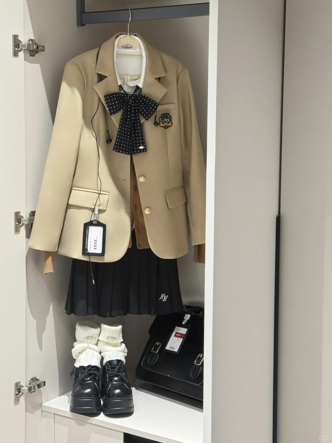 秋冬JK叠穿真叫是个权威！