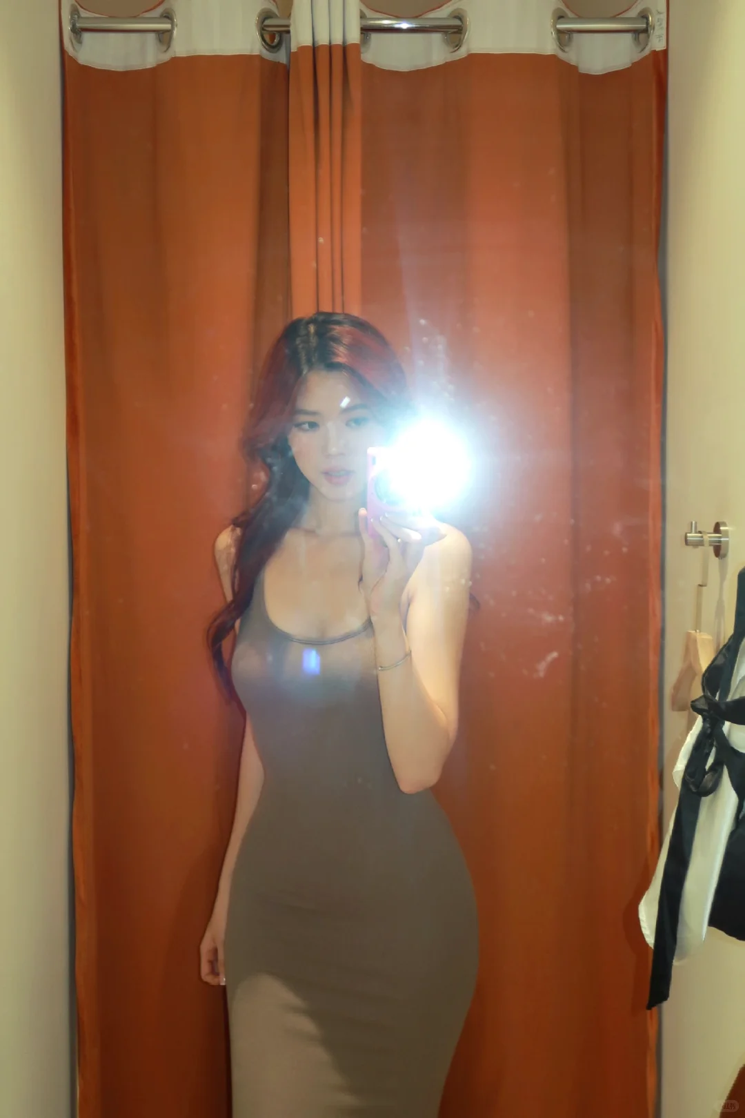 🇲🇾谁家裙子那么显身材啊 露背包臀裙超绝