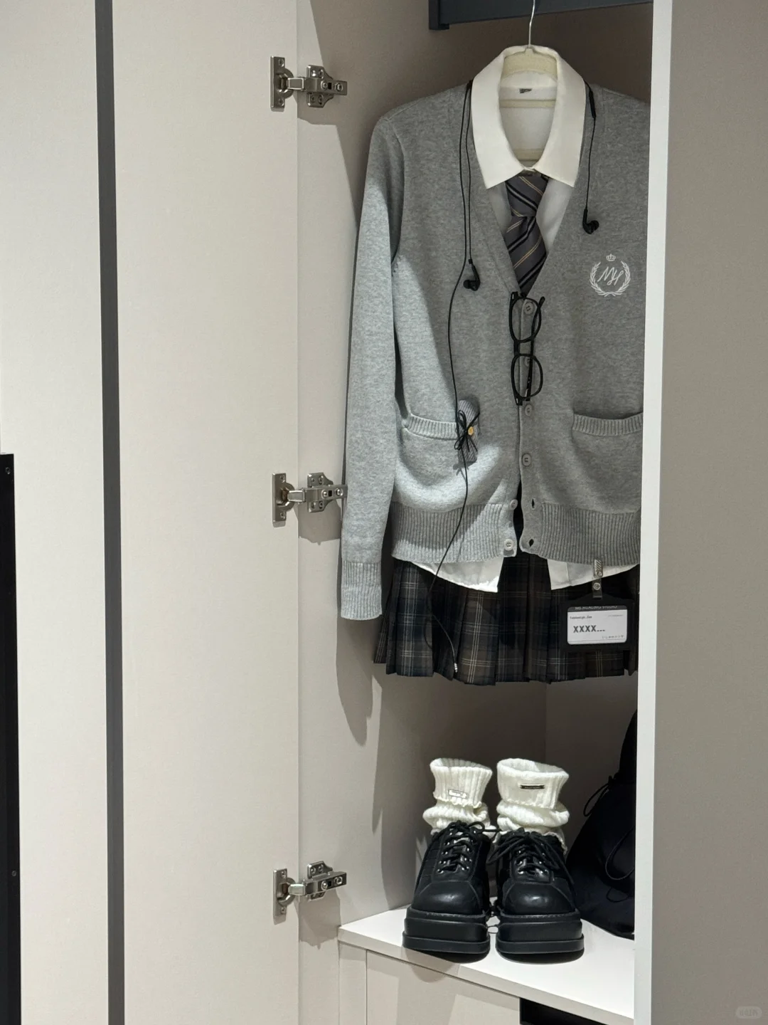 秋冬JK叠穿真叫是个权威！