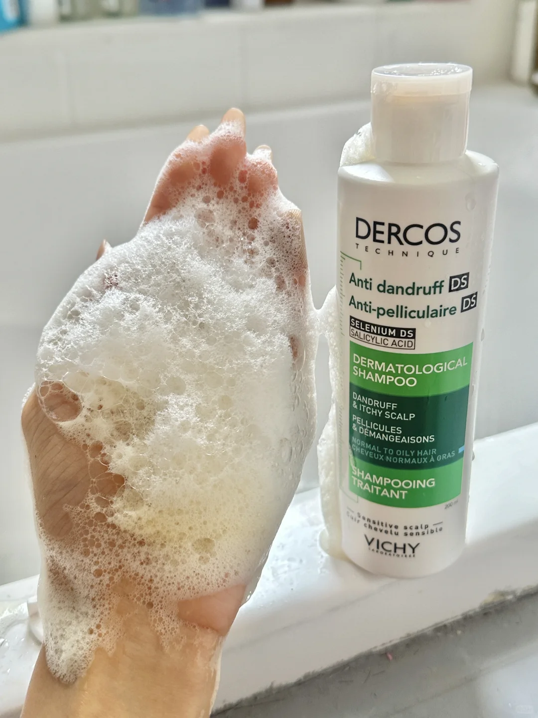 法国女生的美学密码：不费力的干净高级感