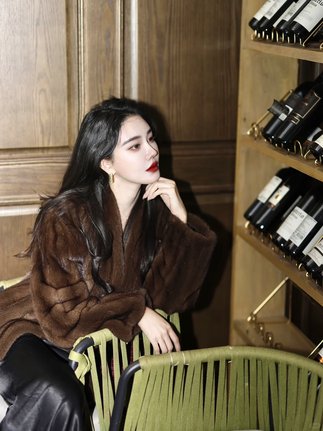 浓颜穿貂🎋应是人间富贵花