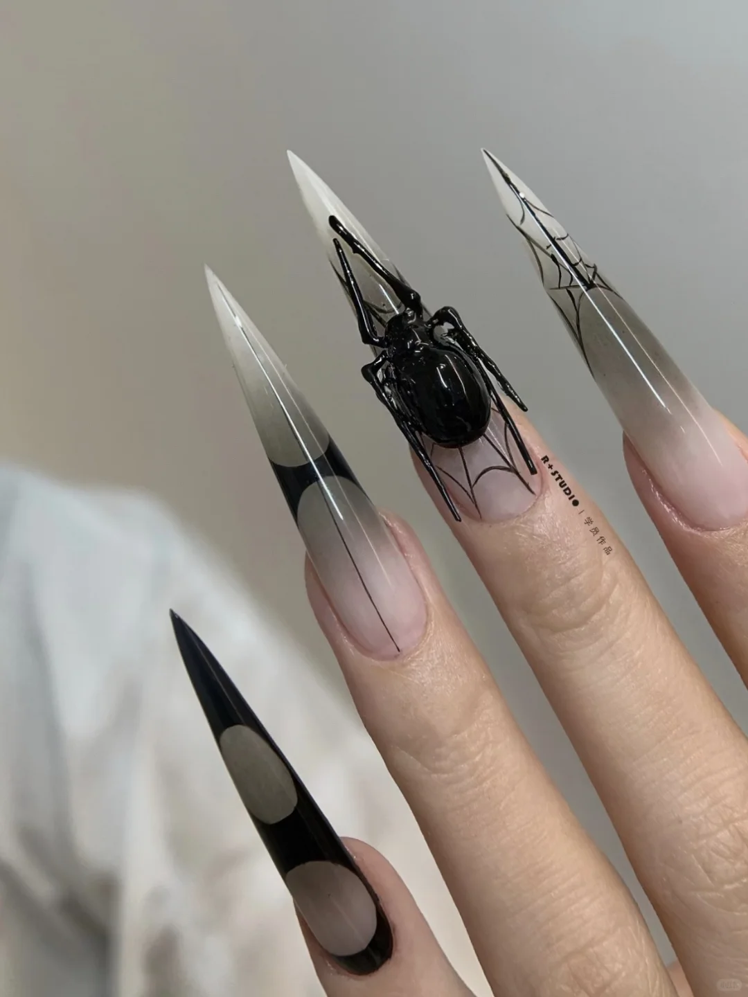 🖤暗黑系美甲｜⛓️金属风