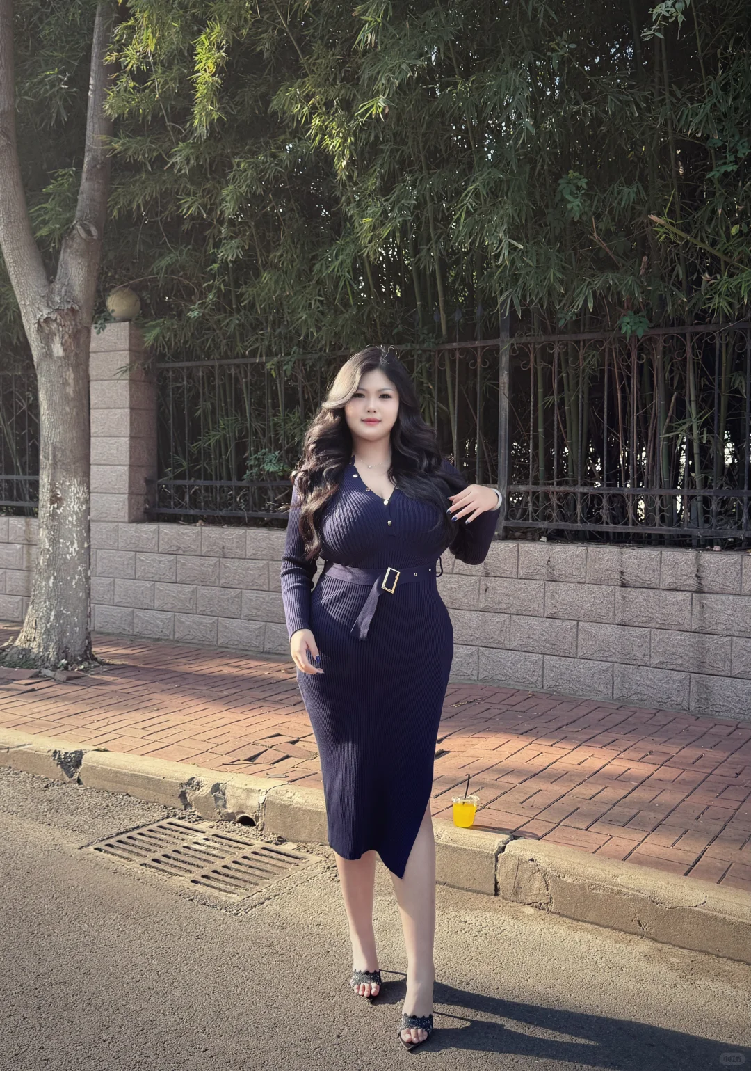 我来了 终于可以发作品了😭