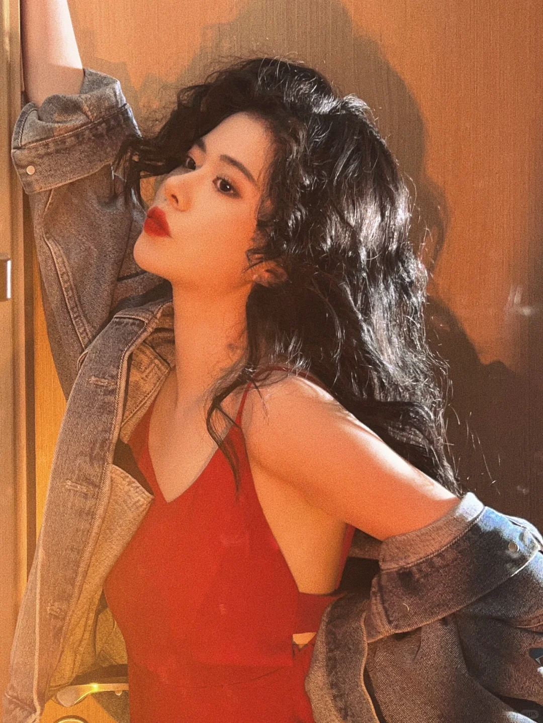 我为港风哐哐撞大墙❗️两招精通复古港风拍照