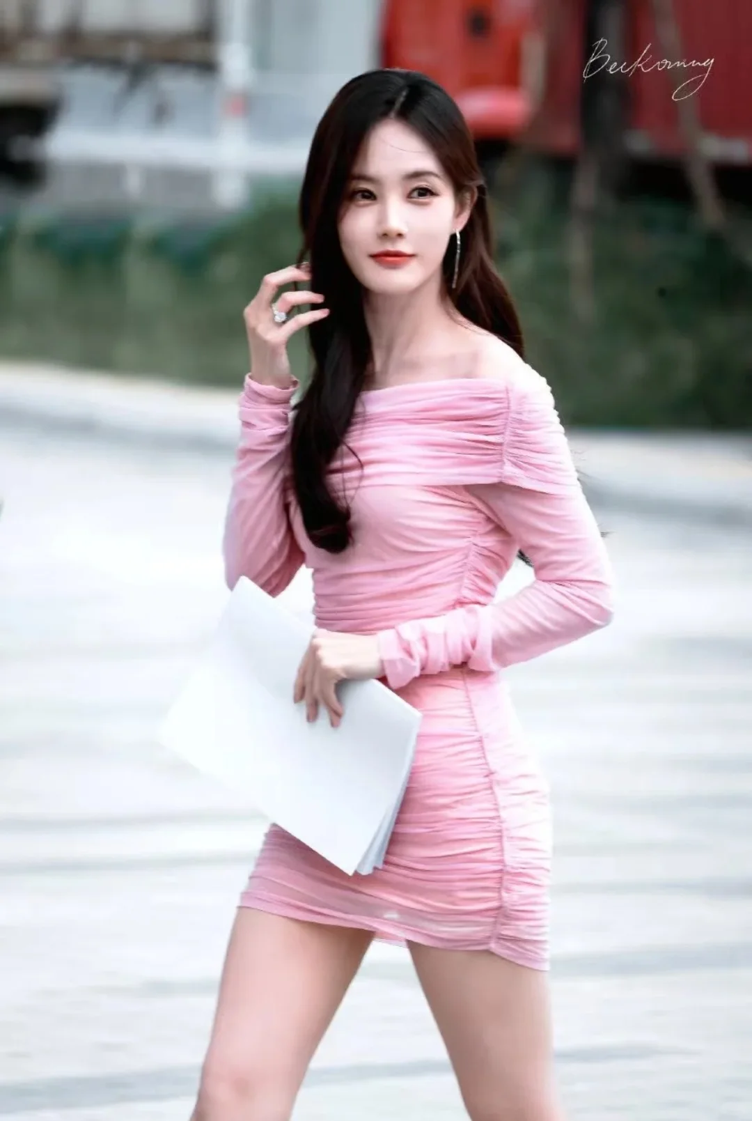 钟楚曦&李一桐，女明星这个身材真的很绝呀❗️