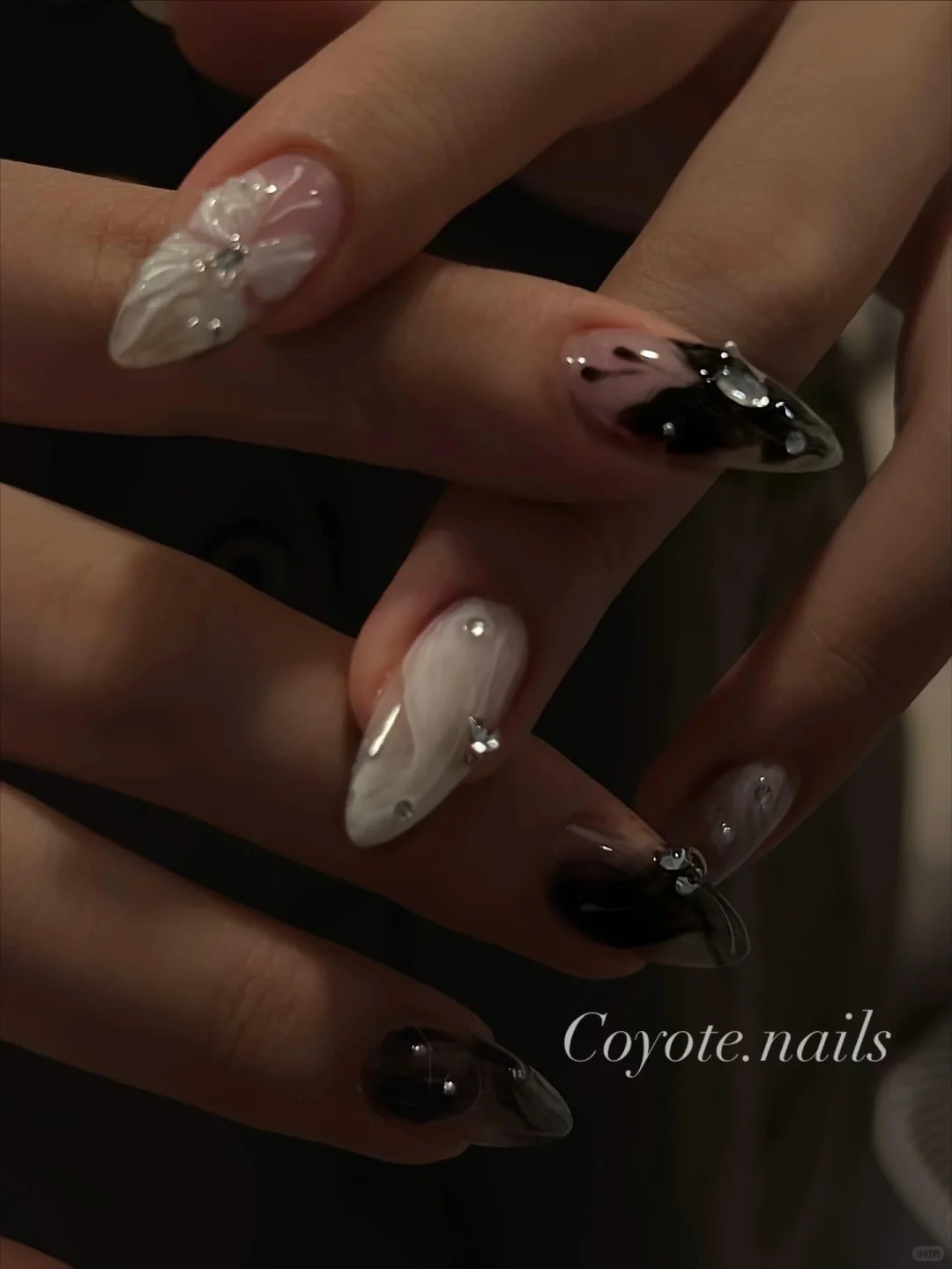 黑白蝴蝶🦋辣妹暈染甲