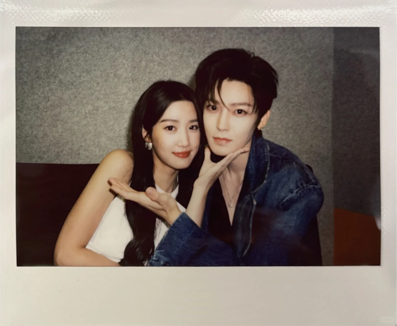 周五来耶！请点开噜噜晓收藏相册📖