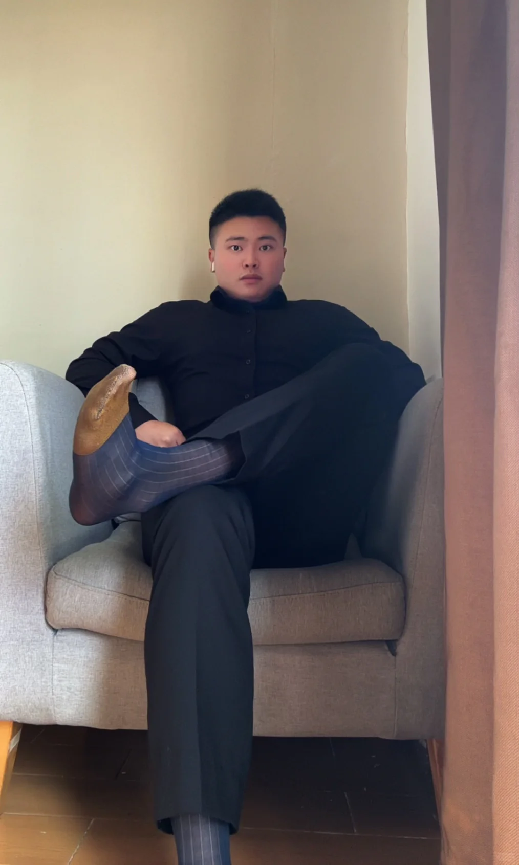 下班，黑白丝，👉滑（勿喷）