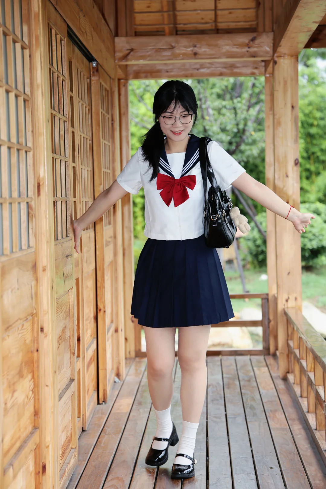 水手服☆⌯oᴗo⌯.ᐟ.ᐟ真的会反复爱上