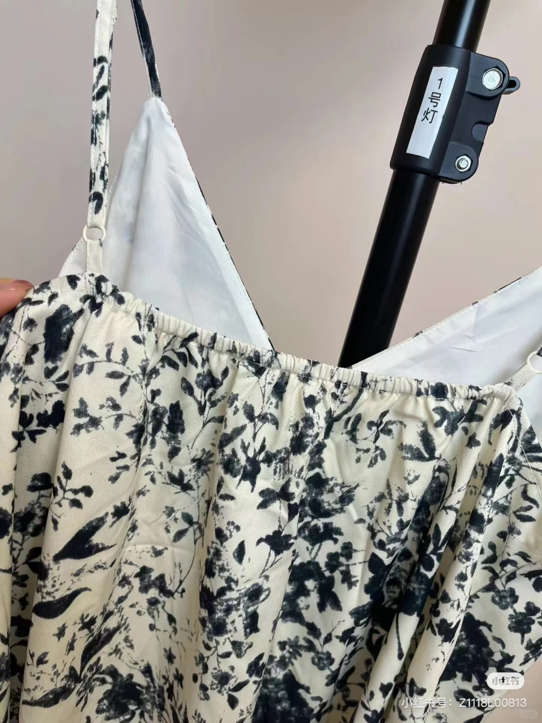 49🌟Mixblu黑色印花吊带连衣裙