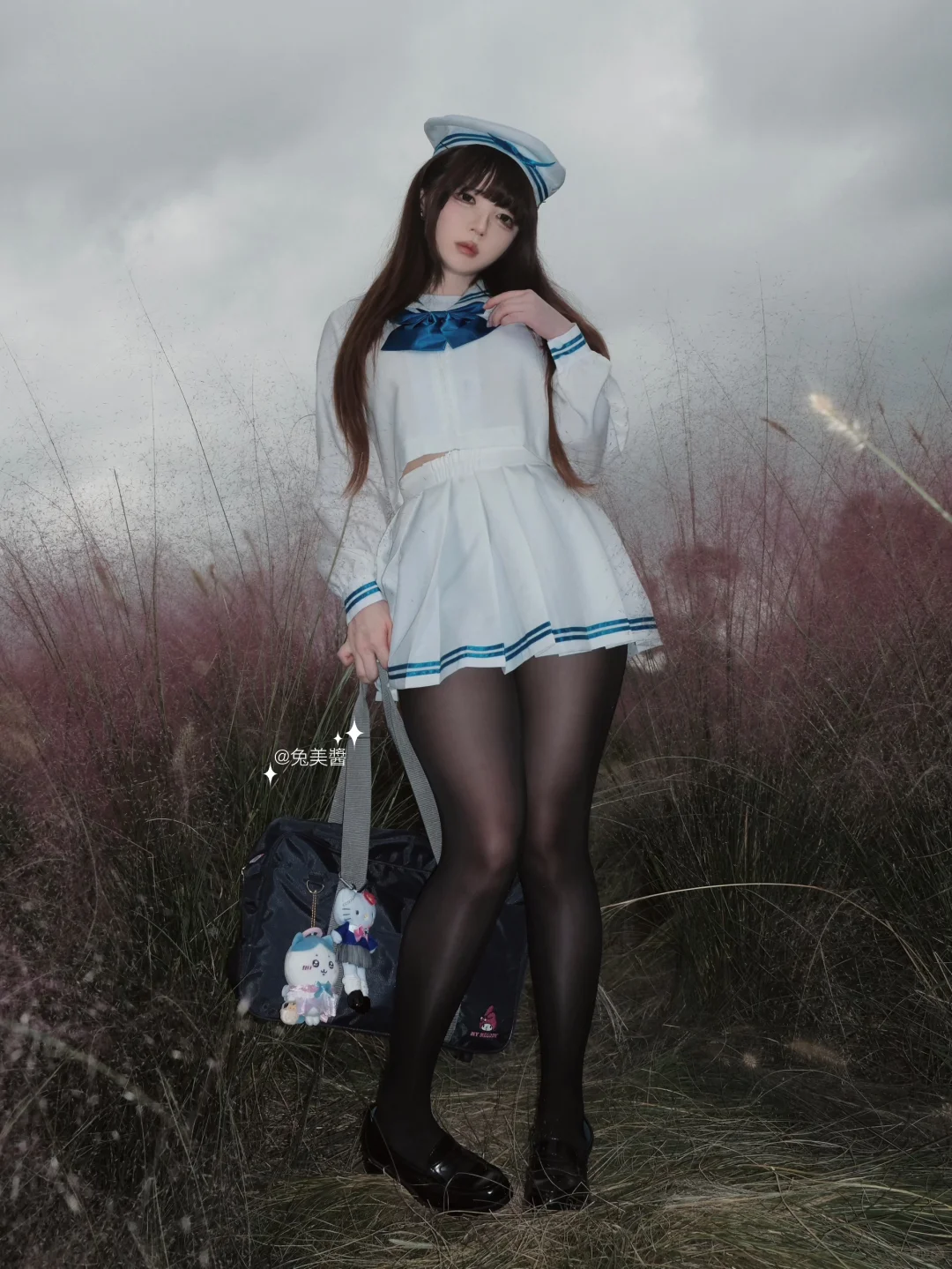 (⸝⸝⸝ ╸▵╺⸝⸝⸝)这完全是漫画感的肉腿bjd⋯