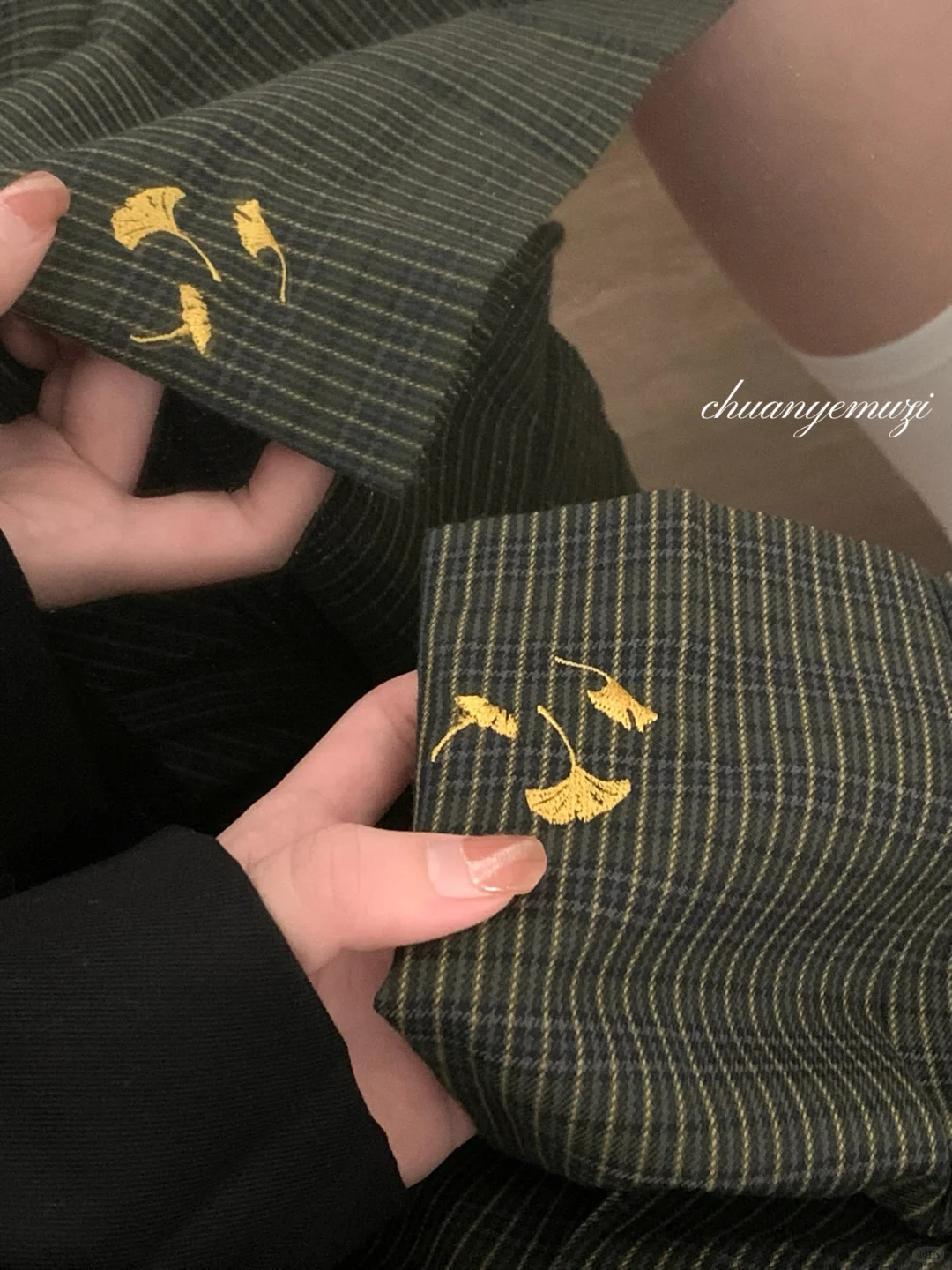 低头一看 又被平仲美晕了