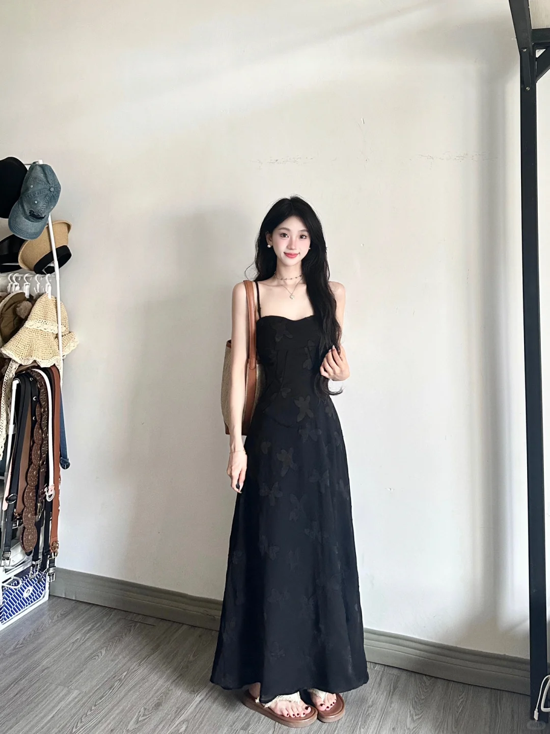 158cm！挖到一条长度合适的吊带长裙！