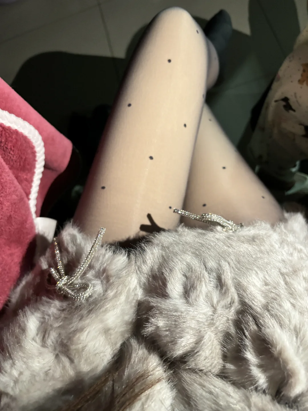 去年买的波点黑丝今年还是好喜欢🥹