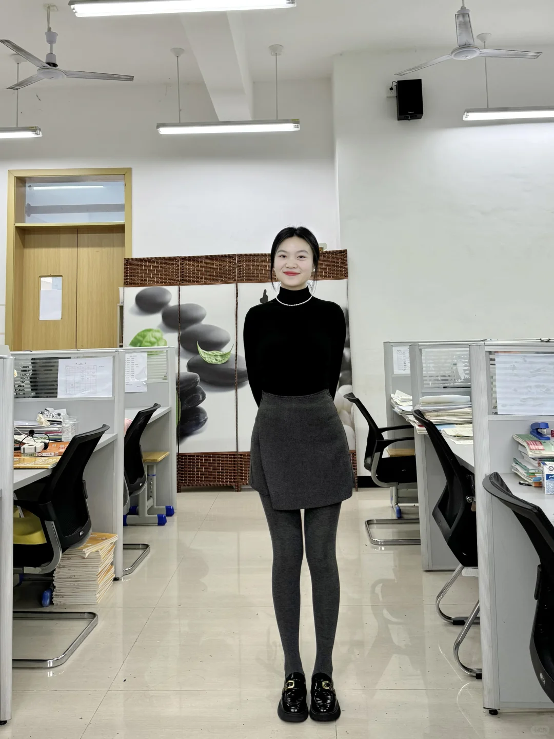 教师穿搭｜英语老师秋冬的漂亮内搭们～～