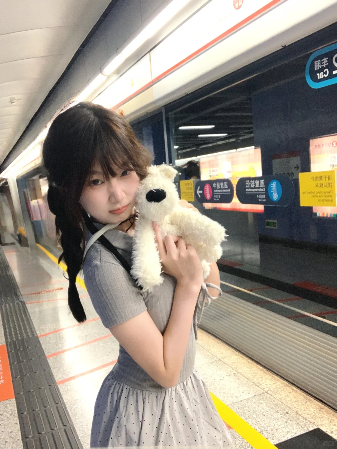 05 女大｜住在地铁的韩系女孩