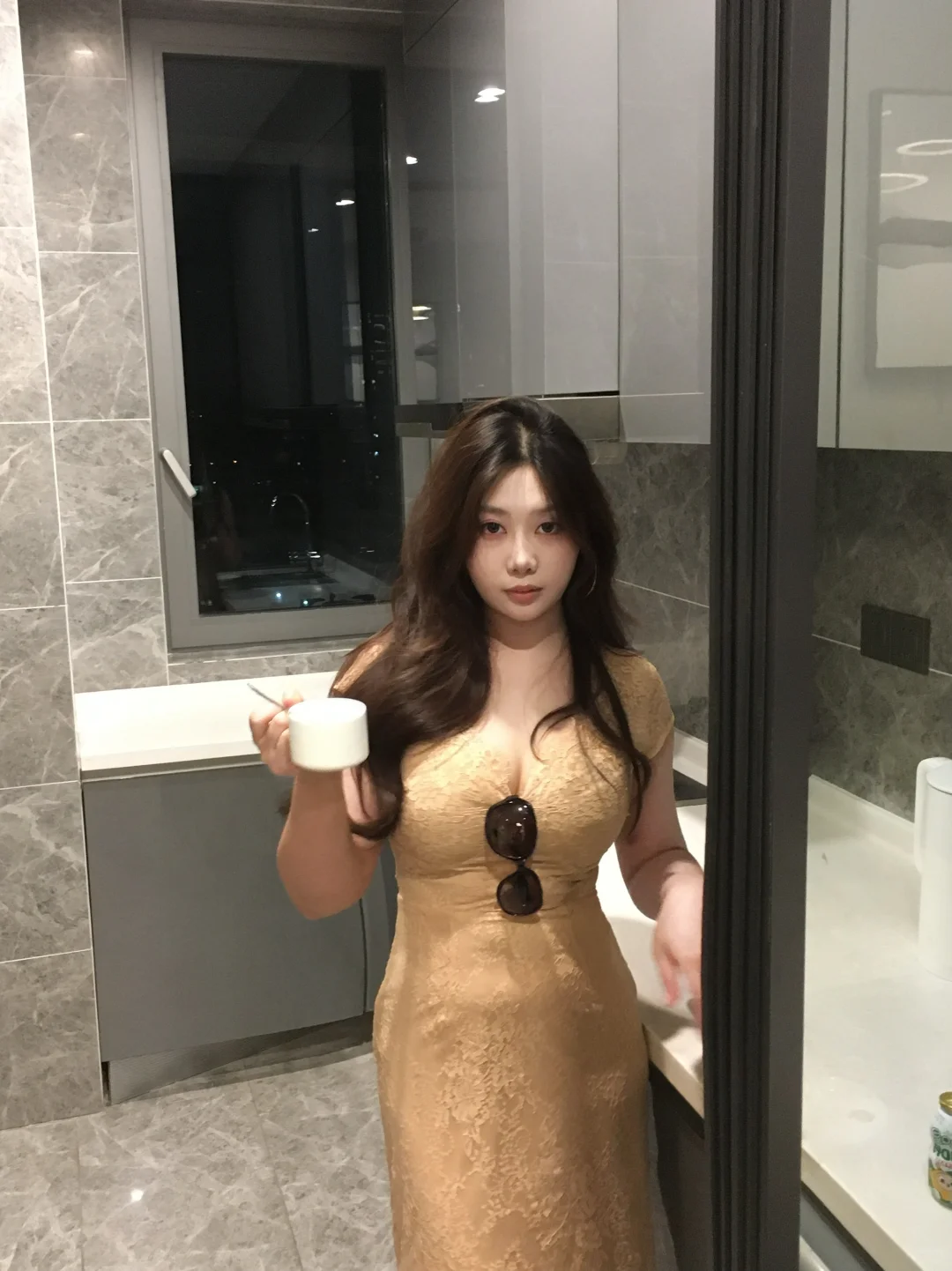 娇妻日常穿搭：今天是奶茶味的✨