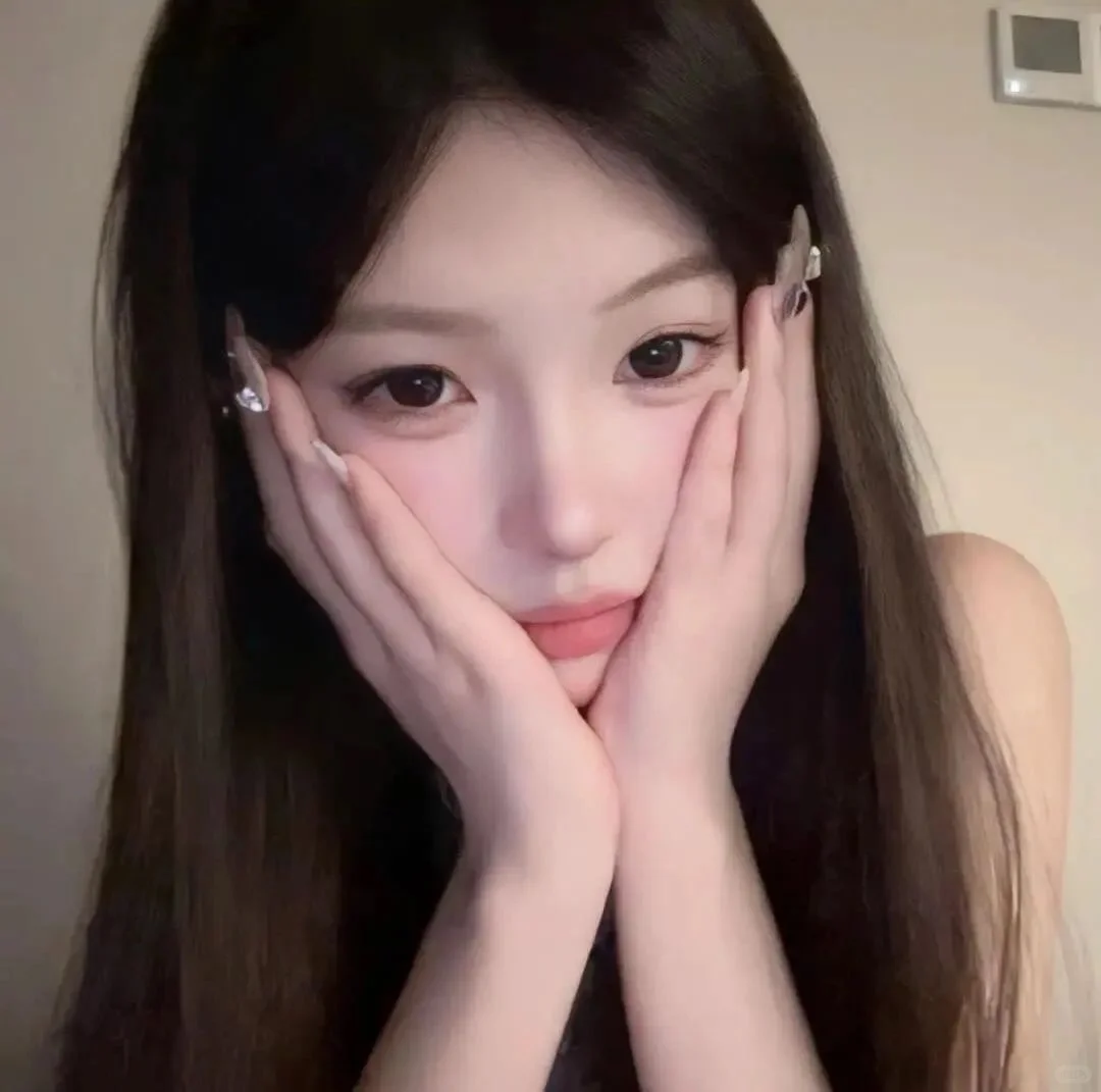 Frioxo | 纯欲女头