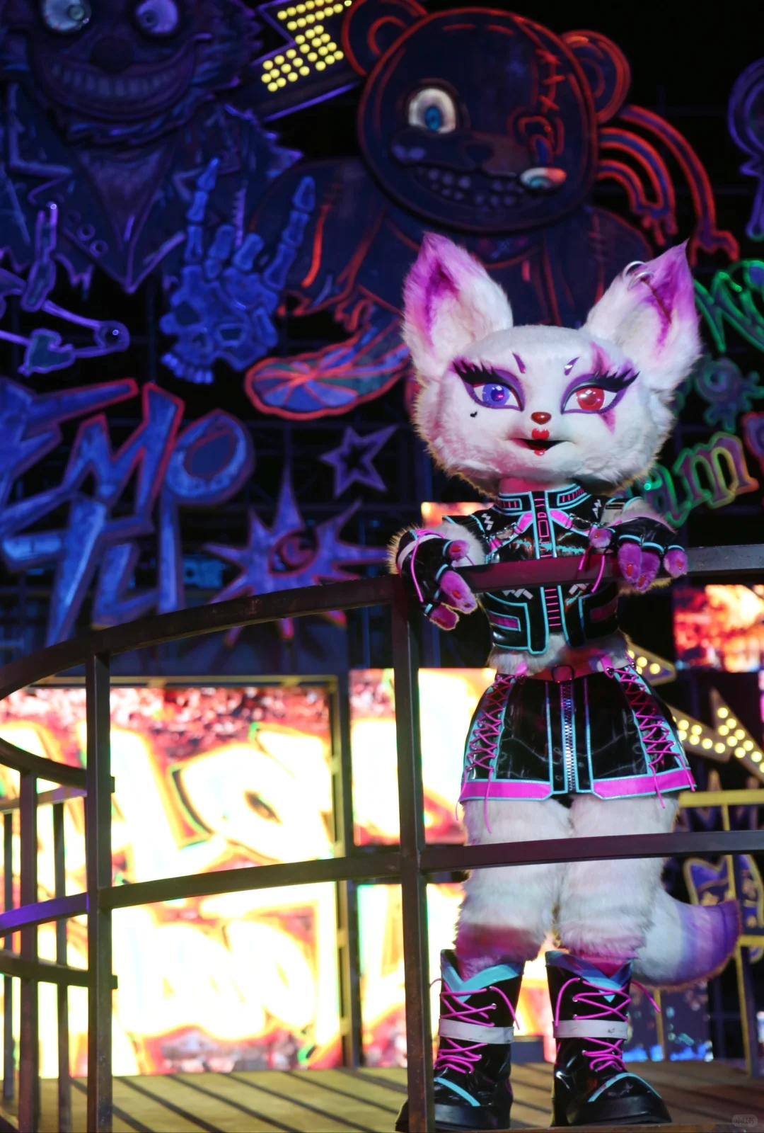 妩媚多姿妖娆魅力四射的诡魅狐带你跳起来~