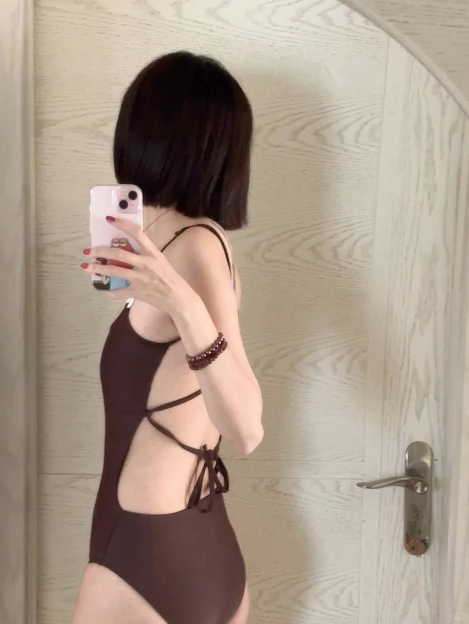 泳衣ootd 今天是咖啡棕色☕️