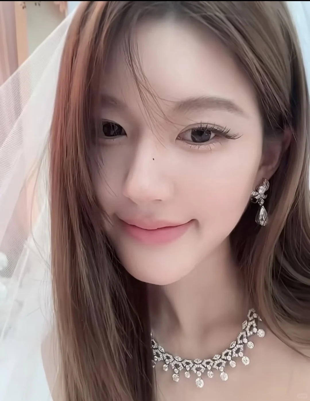 赵露思简直女神降临！一眼万年的眼睛 谁懂赵