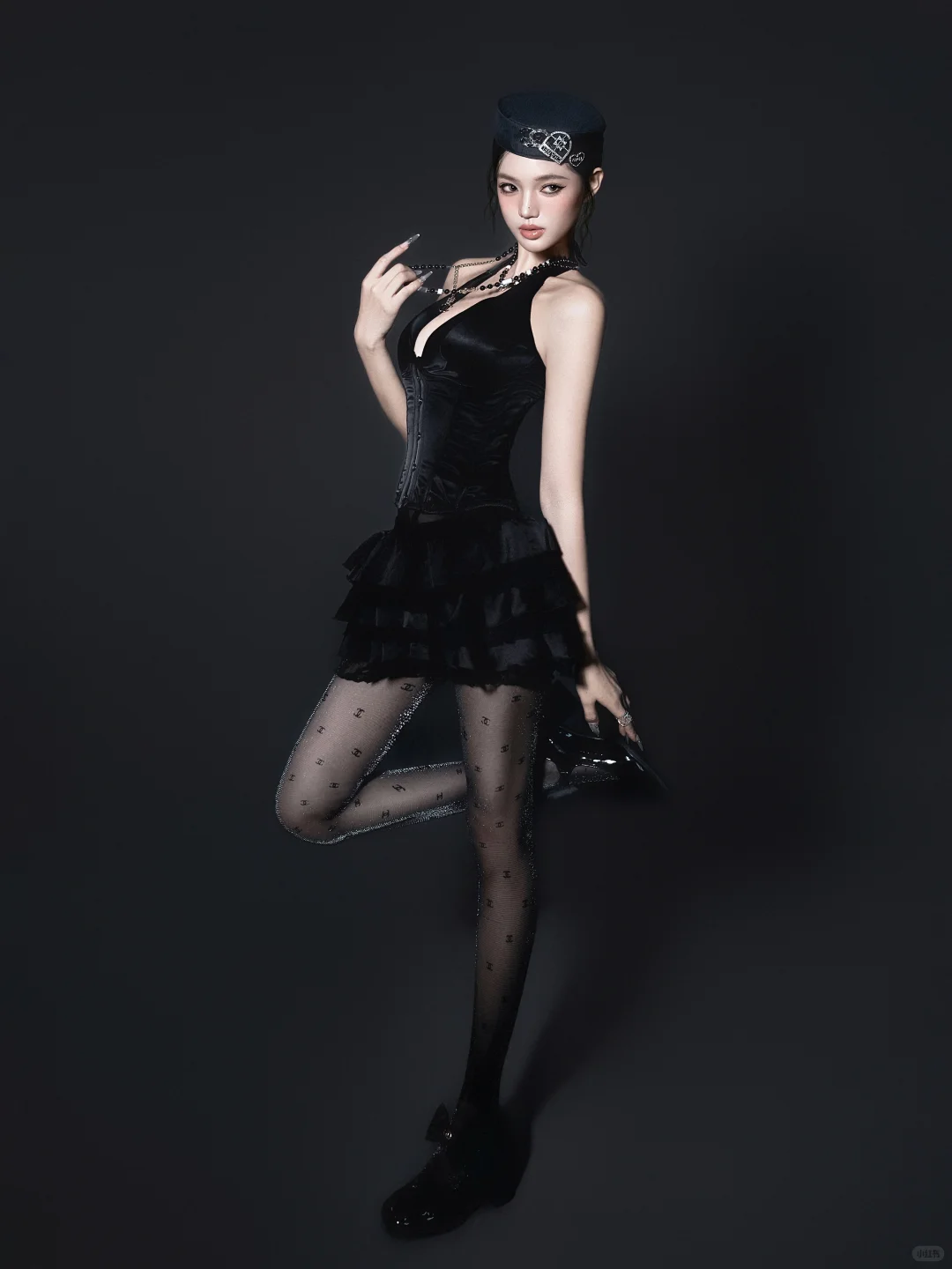 性感御姐的魅惑力🖤 惊艳全场 Jennie小香风