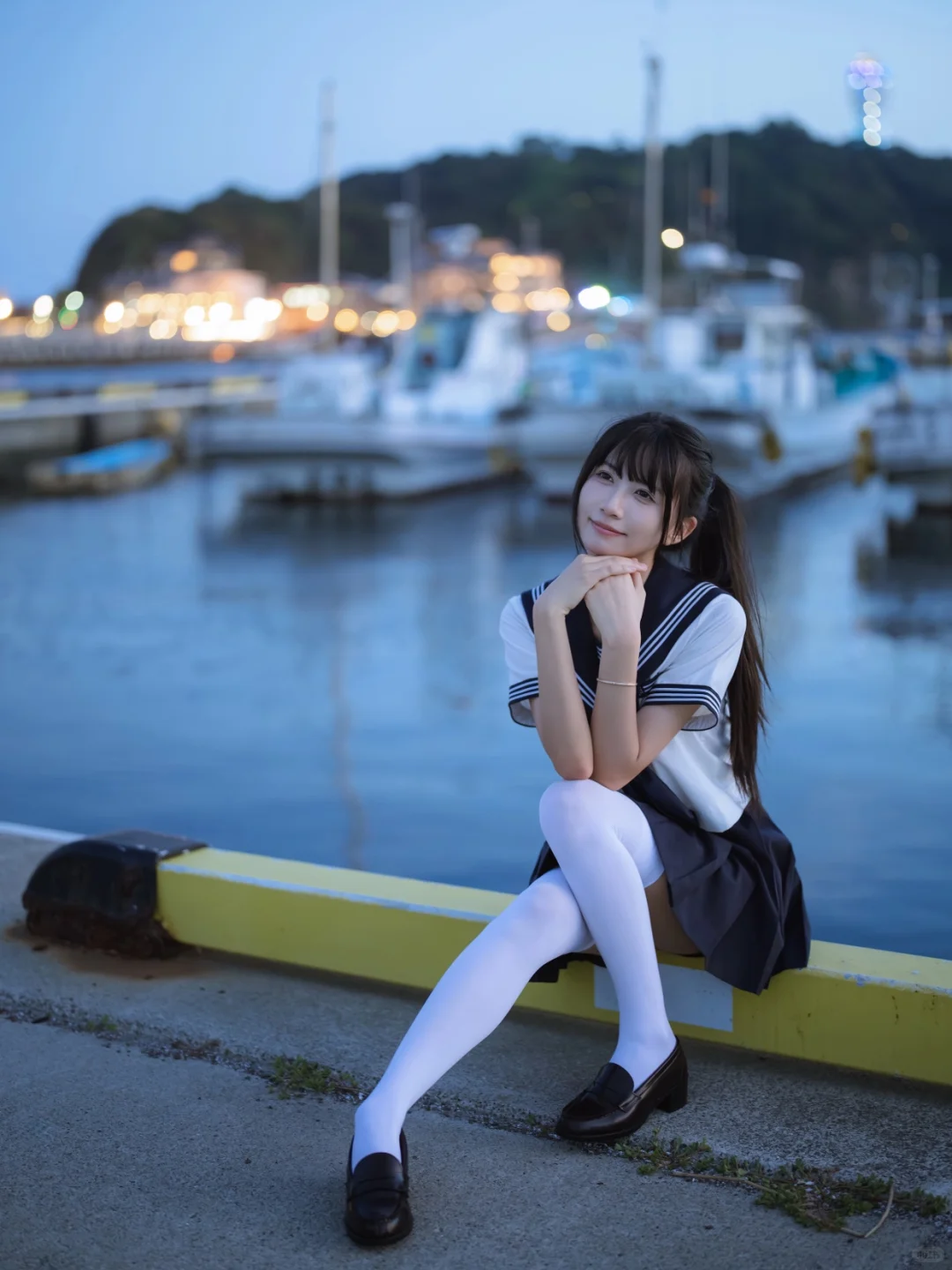 当我用50mm的镜头去拍夜景人像