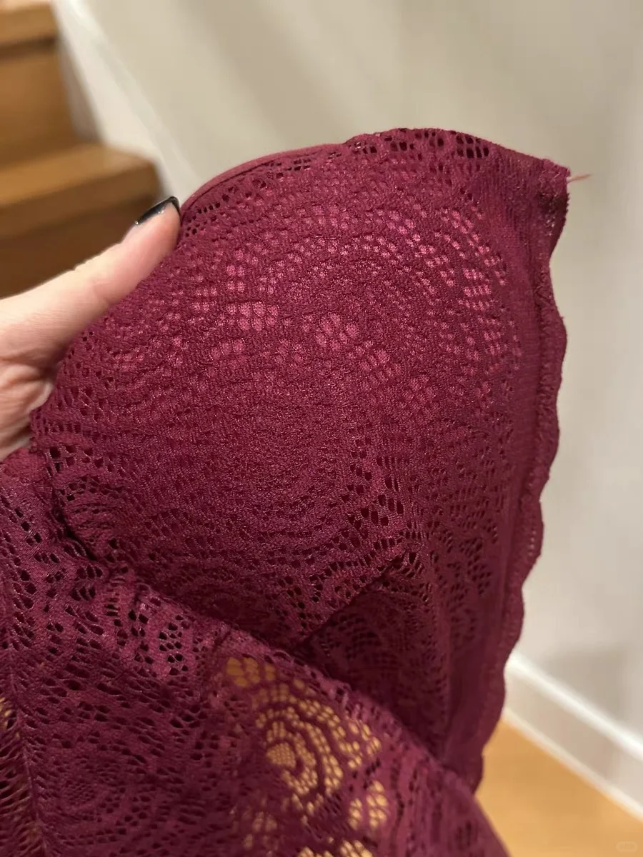 酒红色真的好有感觉🍇(‘O’)🍷