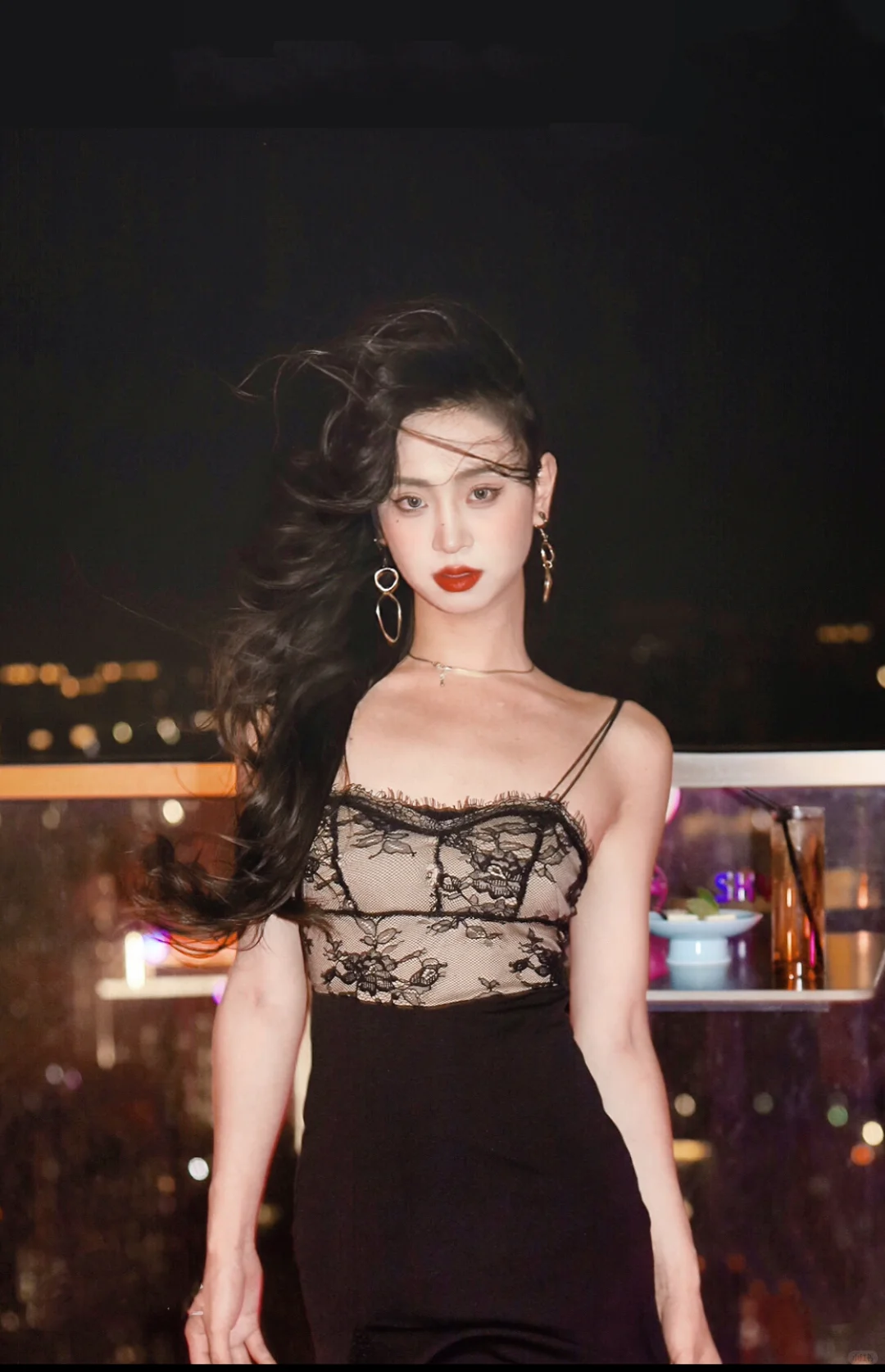 感觉上天赋予了她一万缕光✨