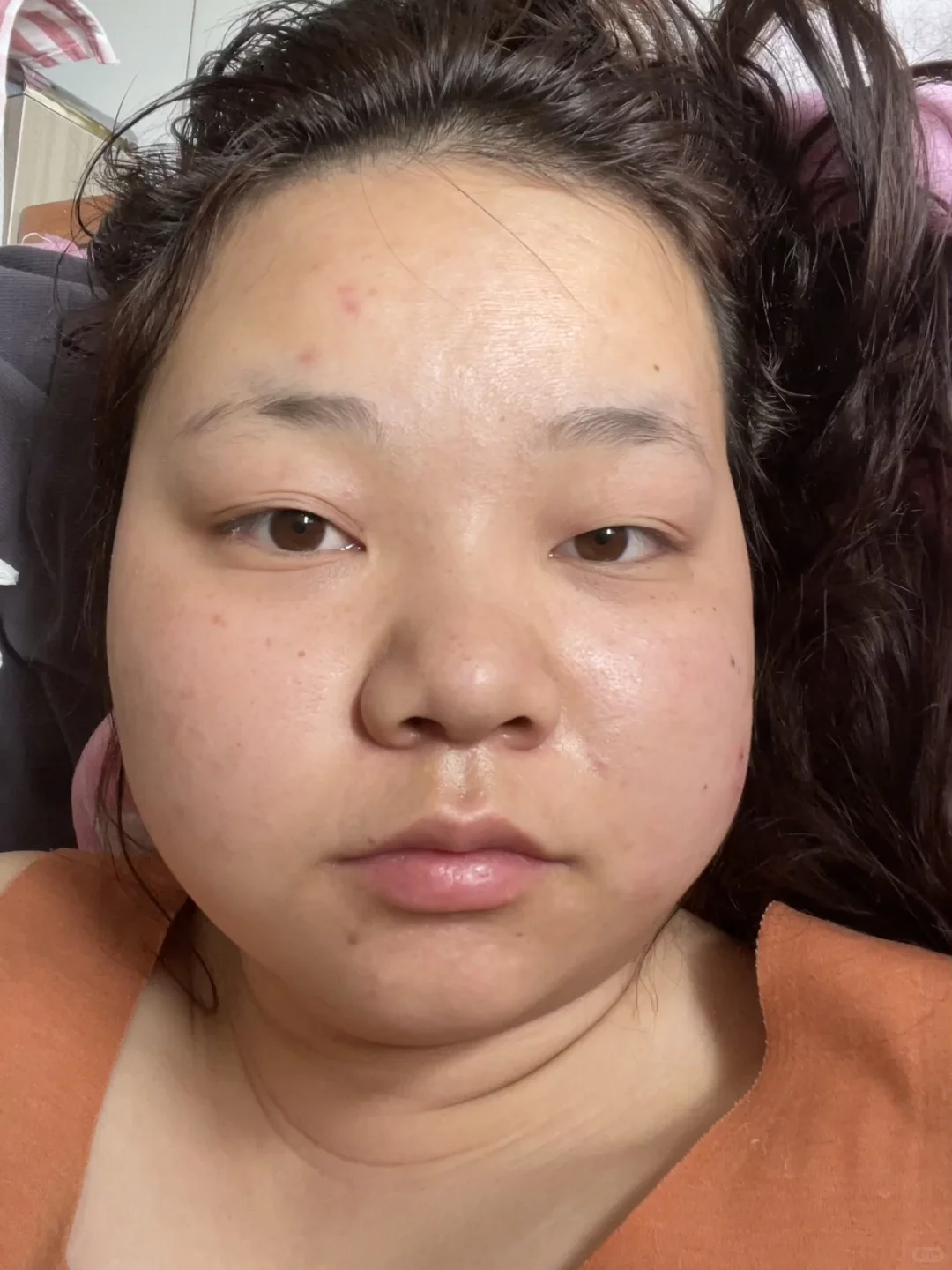 素颜长这样😭能算美女吗？能和帅哥恋爱吗？