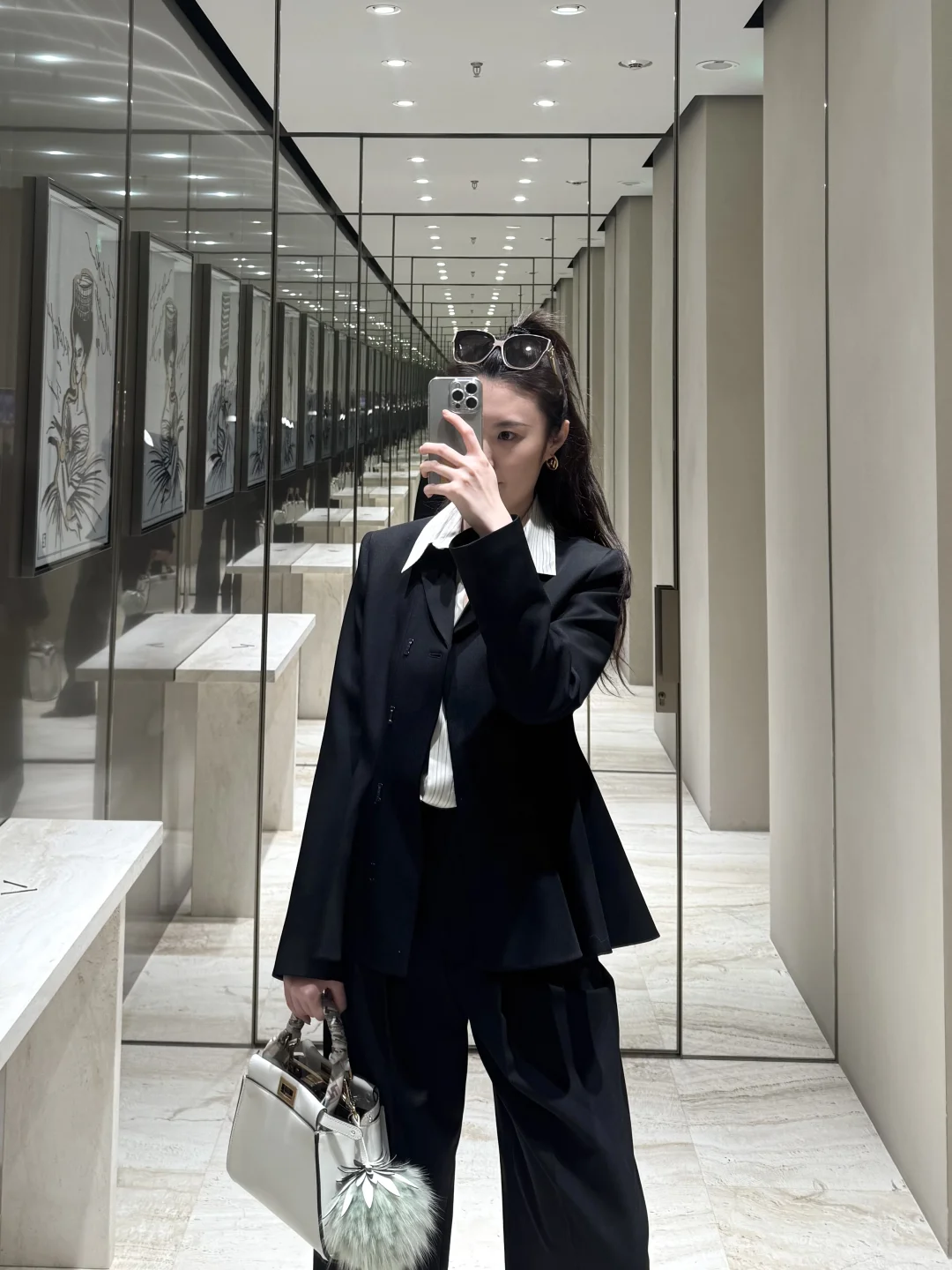 Fendi黑西装百搭不腻
