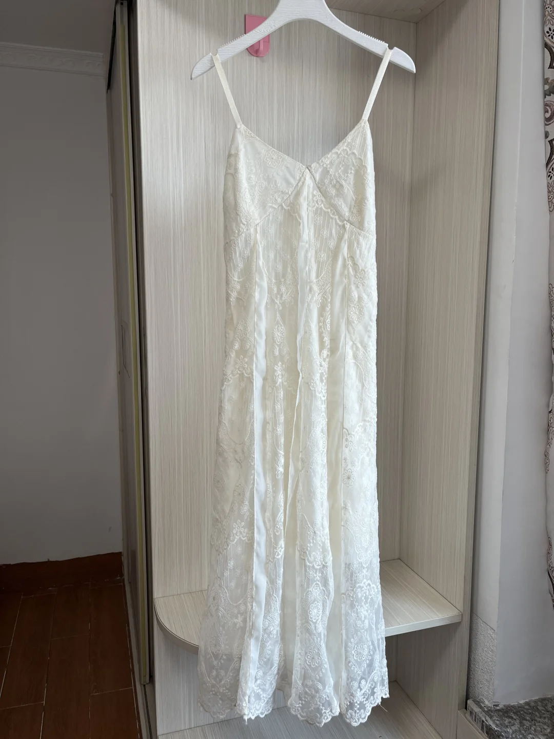 Live图！回购2次的宝藏店铺！绝美蕾丝裙才39