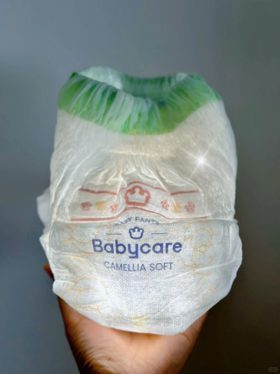明星同款 | 跟着女神郭碧婷一起选纸尿裤～