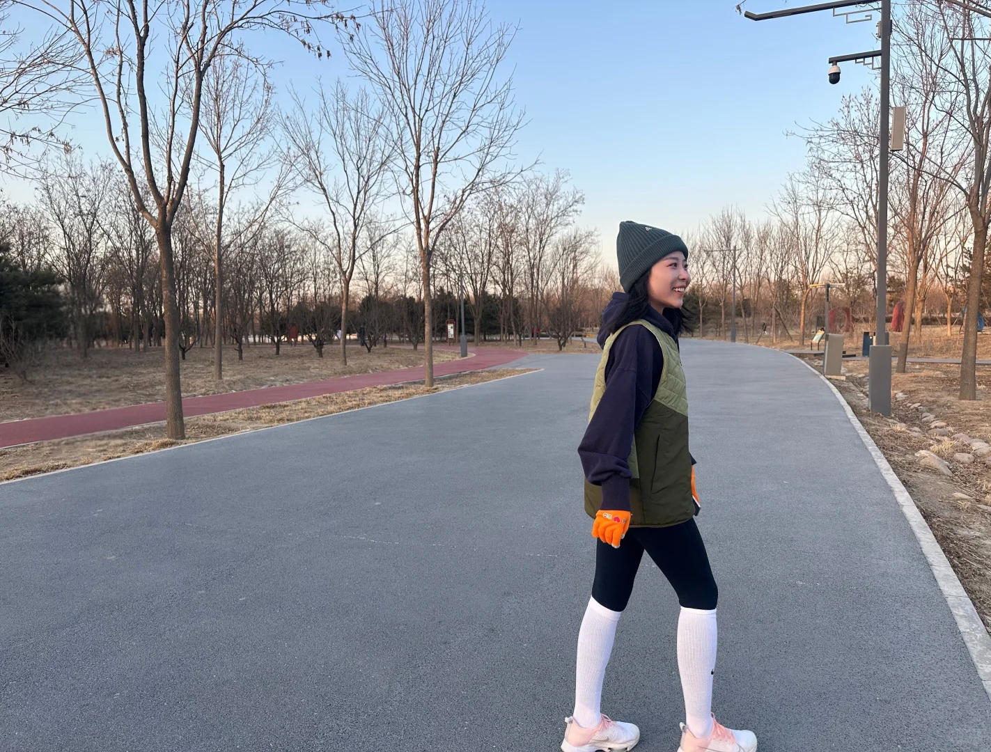 咱就是说 啥人一年四季穿瑜伽裤？