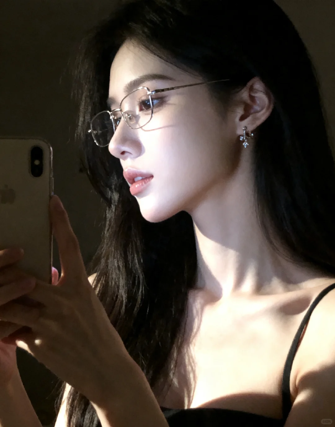 她的神颜让我相信了爱情……