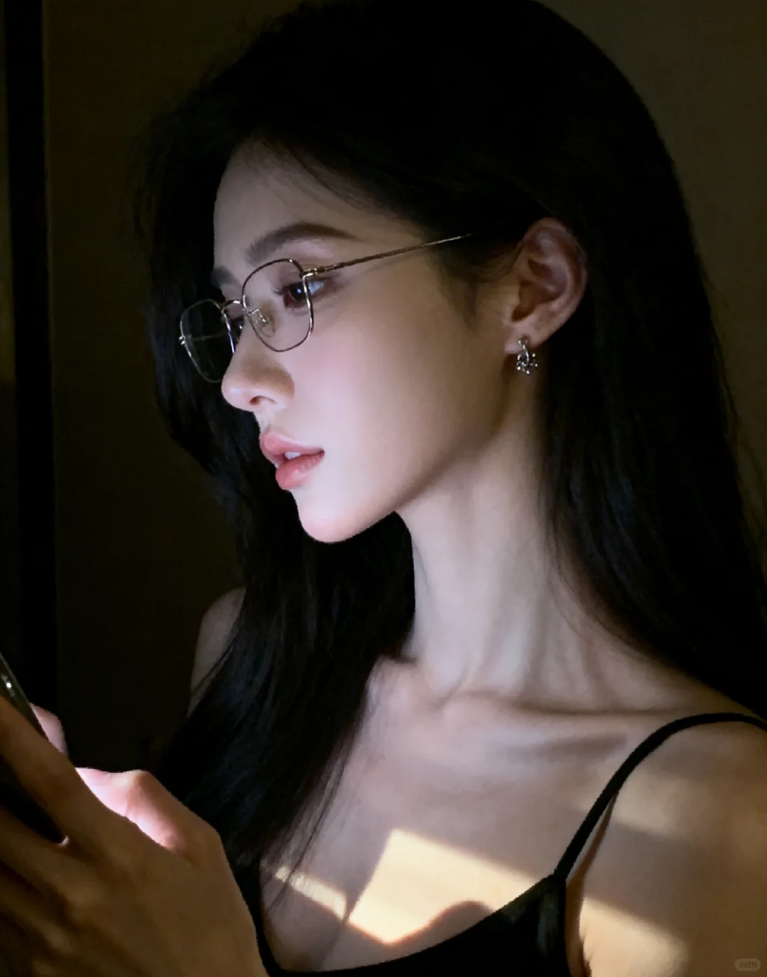 她的神颜让我相信了爱情……