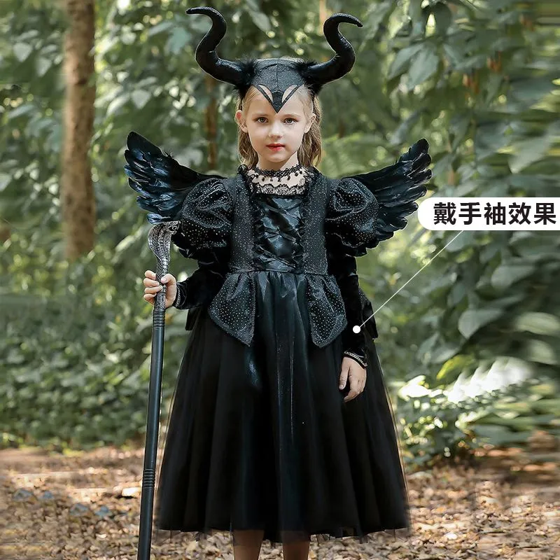 美国小朋友万圣节的服装筹备