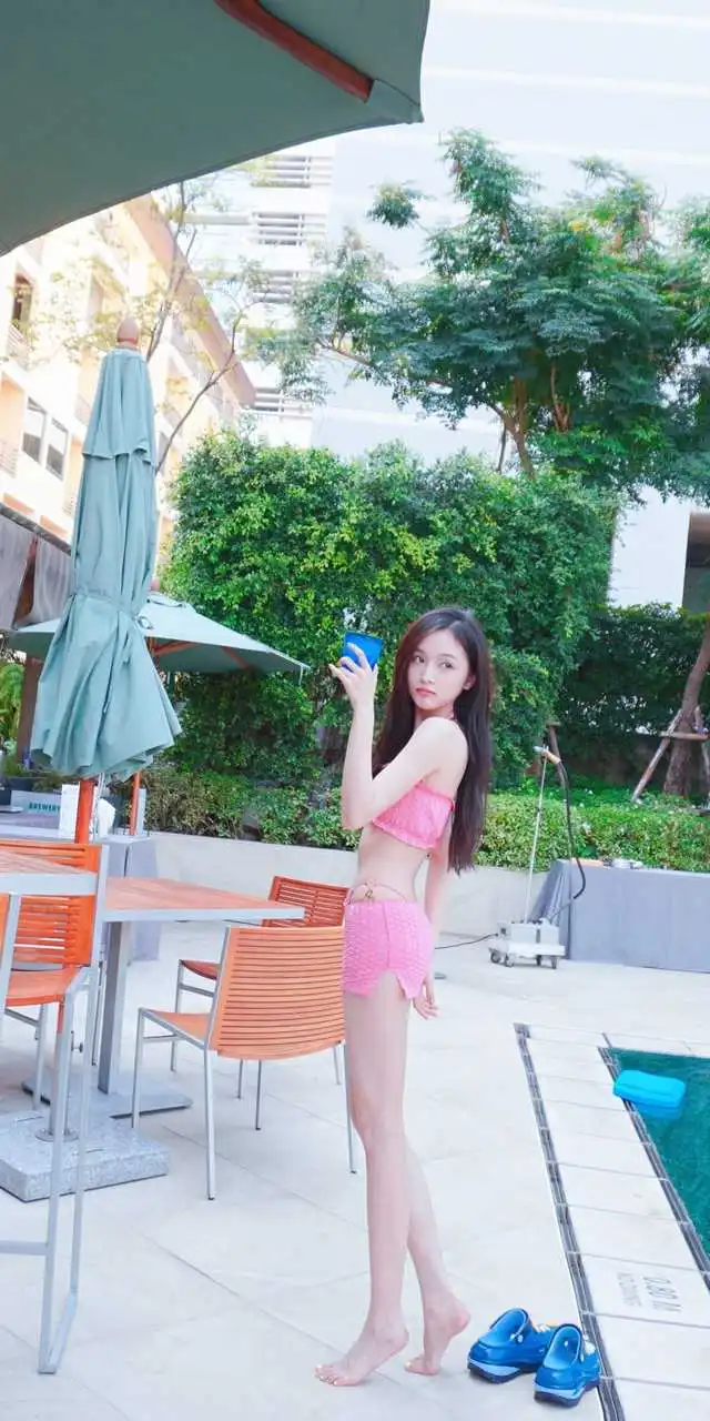 你我的粉红女郎！性感照耀一身！