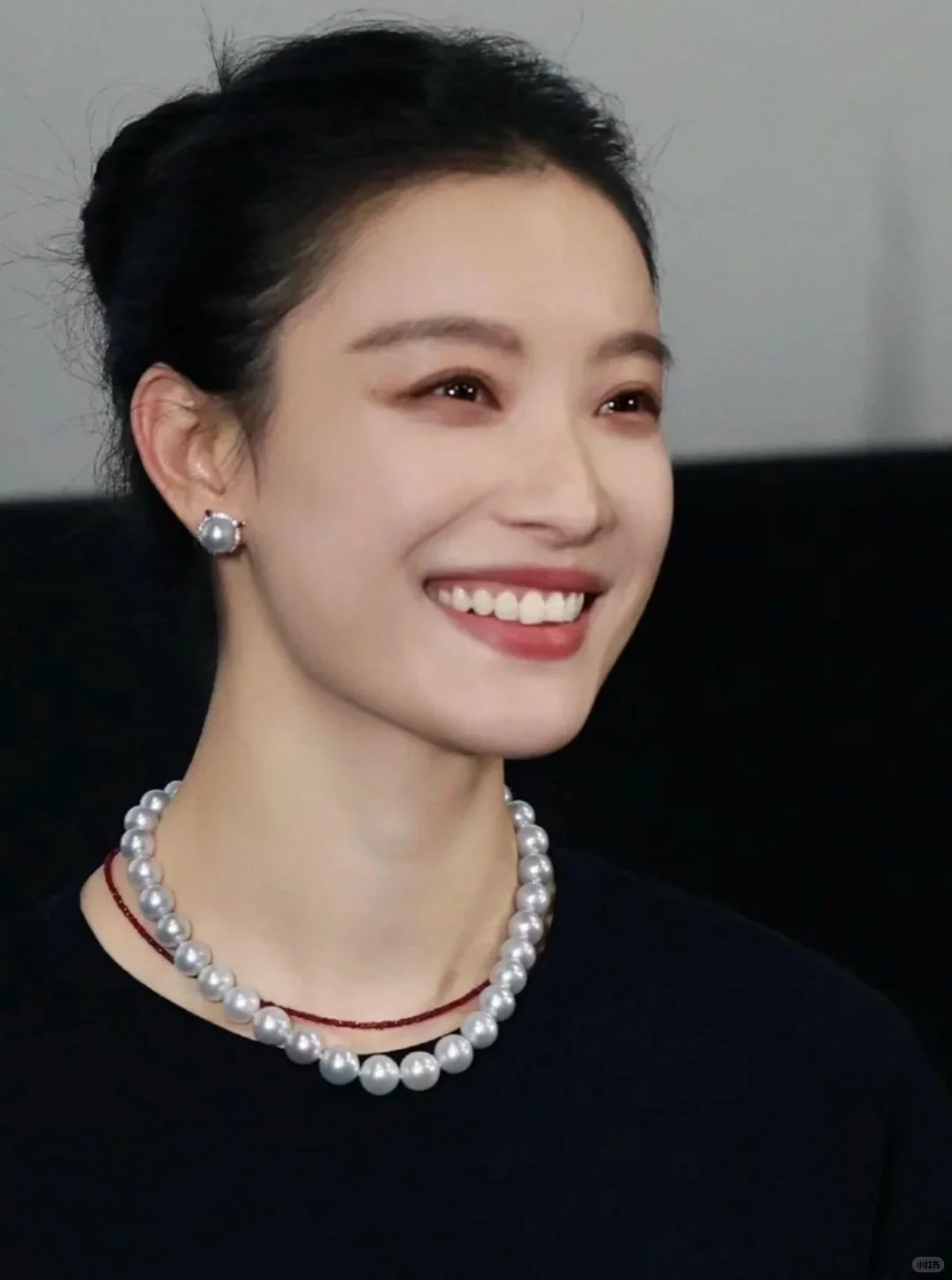 感觉方圆脸才更可能会出真正的大美女诶！